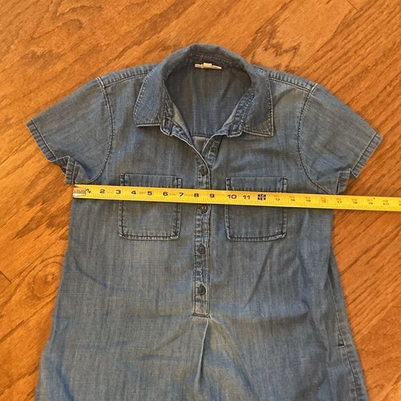 Maison Jules size 8 denim dress with pockets on the chest and on the side - Picture 5 of 9